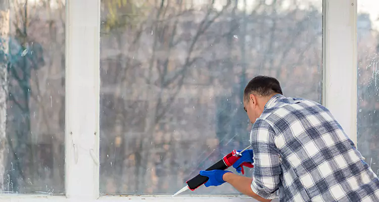 Quality Sliding Shower Door Repair for Closing Issues in Pensacola, FL